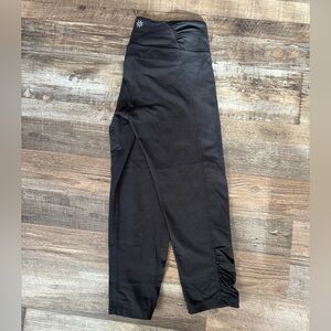 Athleta Capri Black Ruched Leggings